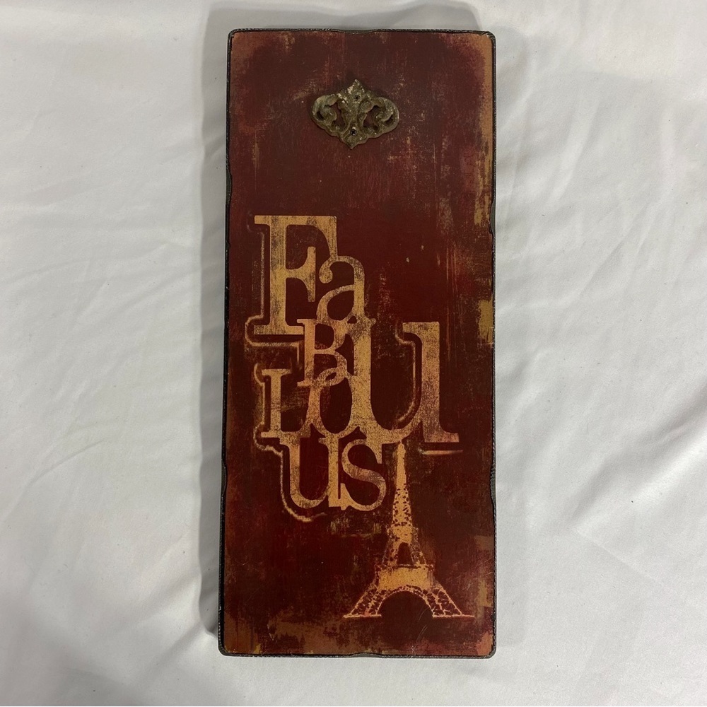 Wall Accent Fabulous Eiffel Tower Antique Rusted Metal Trunk Decal Plank
